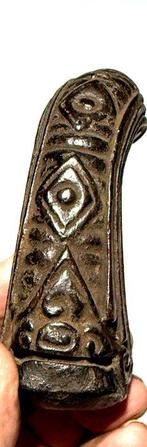 Uitstekend keris-handvat uit de 19e eeuw. - Madura -