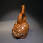 Moche, Pérou, Terre cuite Poisson félin Huaco. PUBLIÉ. 22 cm
