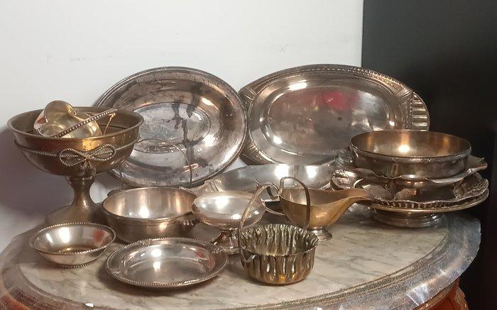 Serveerschaal - geplateerd met argentum, brons, Antiek en Kunst, Antiek | Meubels | Tafels
