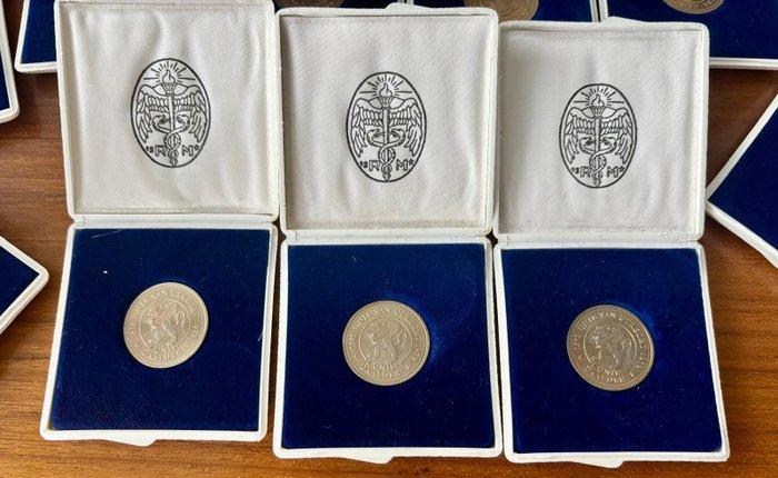 Pays-Bas. Juliana. Unie van Utrecht Daalder (10 stuks, met, Postzegels en Munten, Munten | Nederland