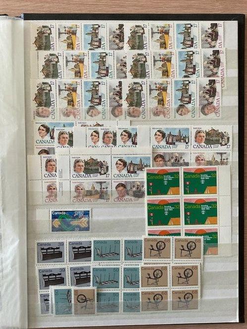 Canada - Album de stock avec des timbres MNH. Valeur faciale, Postzegels en Munten, Postzegels | Europa | UK