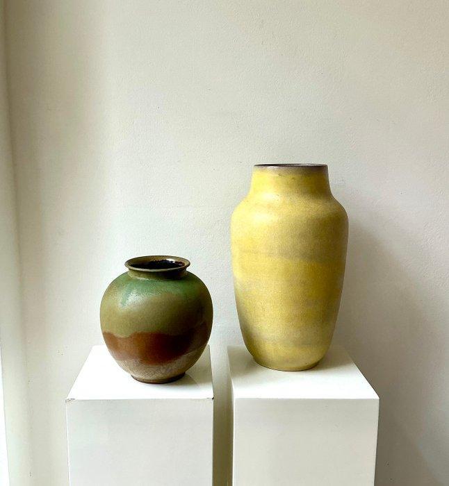 Fürst-Adolf-Werkstätten Bückeburg - Vaas (2) - Keramiek -, Antiek en Kunst, Antiek | Meubels | Stoelen en Sofa's