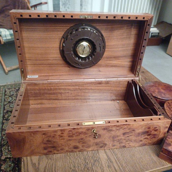 Lorenzi - Humidor - Radica di noce, Verzamelen, Rookartikelen, Aanstekers en Luciferdoosjes