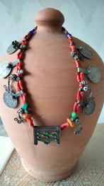 Vintage Berber koraal met zilveren munten ketting - Zilver,