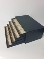 Accessoires. Monetiere 4 vassoi - 32 posti (Zonder