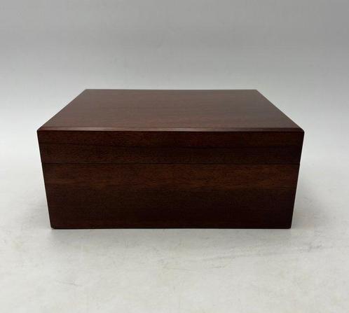 Moevus - Zonder Minimumprijs - Sigarendoos - Sigaren humidor, Verzamelen, Rookartikelen, Aanstekers en Luciferdoosjes
