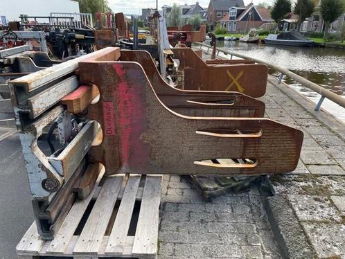 Durwen cellulose Balenklem, Zakelijke goederen, Machines en Bouw | Heftrucks en Intern transport, Overige aandrijving, meer dan 4000 kg