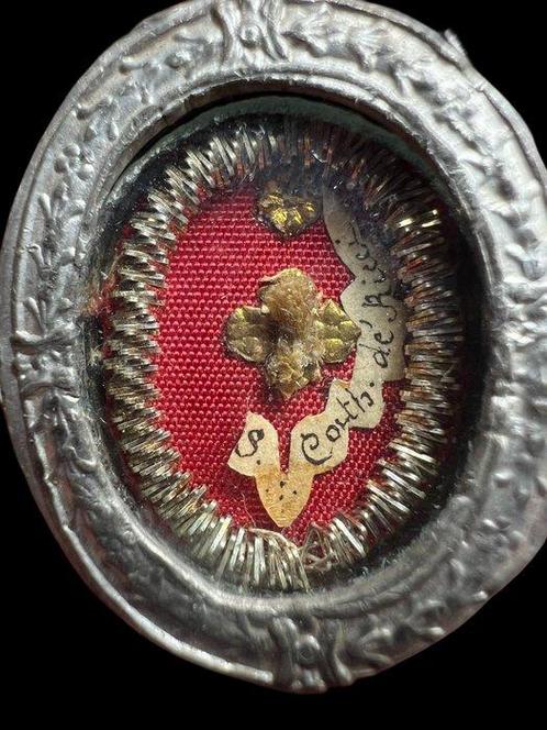 Reliekhouder - Glas, Textiel, Gerijpt met zilver -, Antiek en Kunst, Kunst | Niet-Westerse kunst