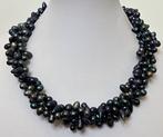 Zwart parelhalsband NATURAL met loshanger met witte parel en