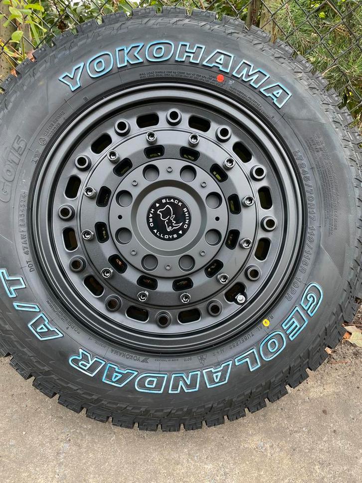 Black Rhino Arsenal BFG 245/65R17 VW Crafter / MAN TGE, Auto-onderdelen, Banden en Velgen, 17 inch, All Season, 245 mm, Bestelwagen