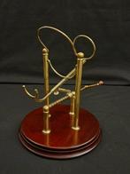 Pied de table - Bois - appareil de décantation du vin