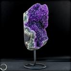 Natural Deep Purple Amethyst Druse op stand, Uruguay-