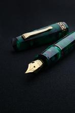 Radius 1934 - Radius 1934, Minerale Gold Trim - Stylo à, Nieuw