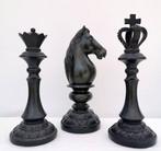 Statue, 3 schaakstukken - 33 cm - Résine