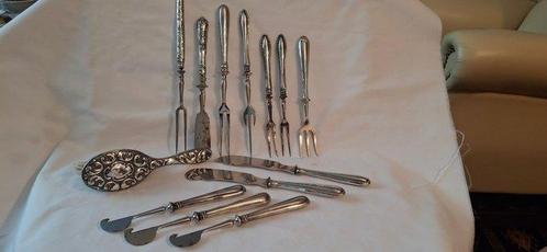 Groot Lot bestek met zilveren handvatten, w.o. vleesvorken,, Antiek en Kunst, Antiek | Zilver en Goud