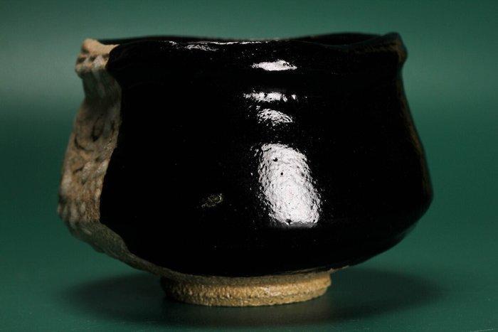 Raku Ware Chawan — Schaduw en Stilte - Keramiek - Shunho, Antiek en Kunst, Antiek | Overige Antiek