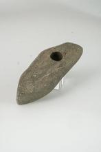 Neolithische geperforeerde stenen hamer – prehistorisch