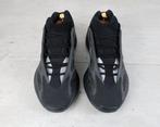 Yeezy X Adidas - 700 V3 Alvah - Sneakers - Maat: EU 45, Nieuw