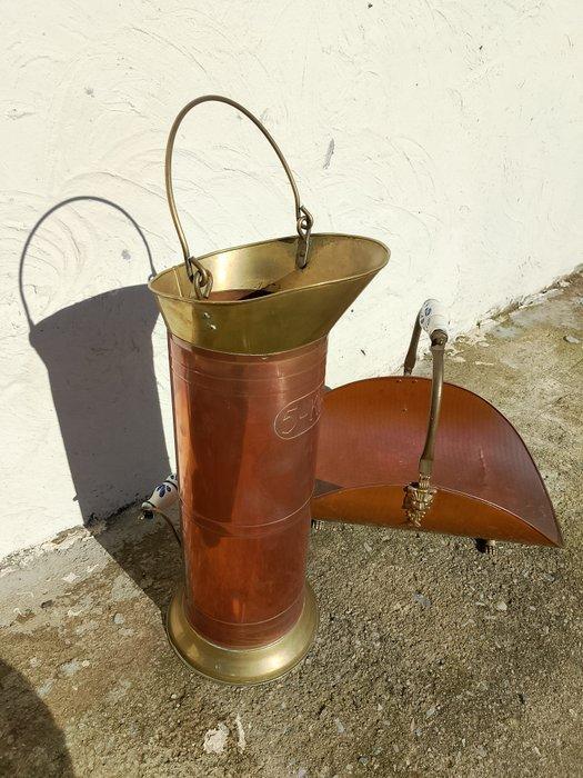 Schouw (2) - 1920-1930 - Haardbak en kolenkit, Antiek en Kunst, Curiosa en Brocante