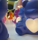 Qeeboo - Stefano Giovannoni - sculptuur, Teddy Love - 22 cm