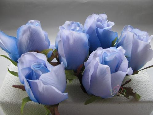 Roosjes 5-6cm. zijde best quality lichtblauw 2tone 10 st, Huis en Inrichting, Woonaccessoires | Kunstplanten en Kunstbloemen, Nieuw