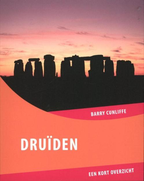 Druiden / Een kort overzicht 9789062710928 Barry Cunliffe, Boeken, Esoterie en Spiritualiteit, Gelezen, Verzenden