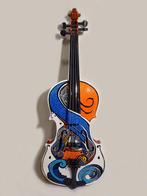 ELBé - Violon en bois 4/4 customisé. Oeuvre unique, Antiek en Kunst