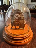 Horloge de cheminée avec personnage -  Antique Laiton -, Antiquités & Art