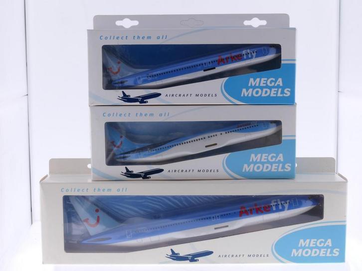 Schaal 1:200 Mega Models set van 3 TUI vliegtuigen Boeing..., Hobby & Loisirs créatifs, Modélisme | Avions & Hélicoptères, Enlèvement ou Envoi