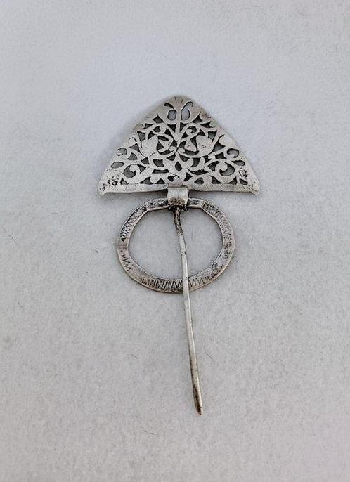 Fibule - Argent - Tunisie - fin du XIXe siècle, Antiek en Kunst, Kunst | Niet-Westerse kunst