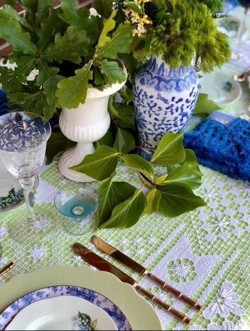 Ancien napperon en dentelle de filet, grandes tables, -, Antiek en Kunst, Antiek | Tapijten, Tafelkleden en Textiel