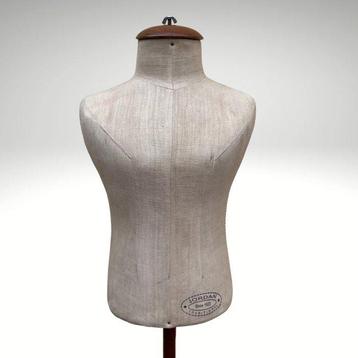 Jordan Traditions - since 1907 - Mannequin - Busto
