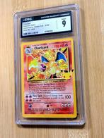 Pokémon - 1 Graded card - Dracaufeu 4 / 102 BASE Holo,, Nieuw
