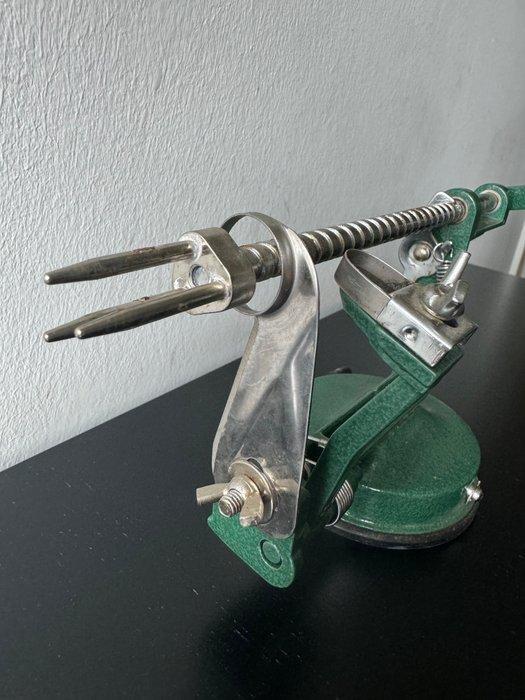 Snijmachine - Staal - appelboor, Antiek en Kunst, Antiek | Keukengerei
