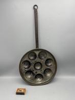 Zeer grote poffertjes evenveeltjespan - Pan - Koper, Antiek en Kunst