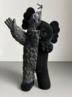 Kaws (1974) - Kachamukku (black)