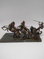 Sculpture, Bronzen Romeinse strijdwagen - 4,9 kg - 26 cm -