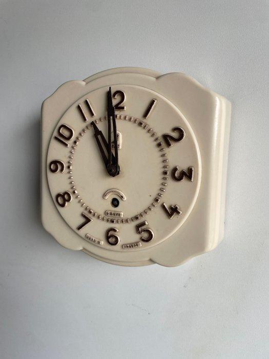 Horloge - Bakélite - 1950-1960, Antiquités & Art, Antiquités | Assiettes décoratives & Carrelages
