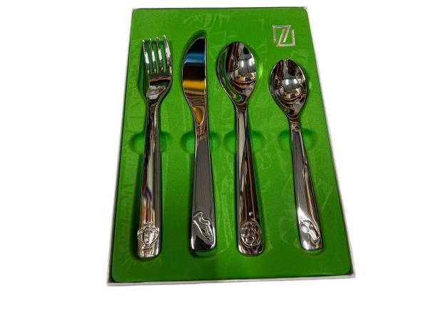 Veiling - Voetbsl Kinderbestek 4-delig, Maison & Meubles, Cuisine | Ustensiles de cuisine