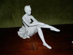 Royal Dux Porzellan-Manufaktur - Beeld, Royal Dux - 23 cm -