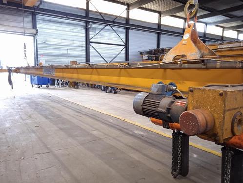 Bovenloopkraan enkelligger 13.685mm x 2x 2.000 kg, Doe-het-zelf en Bouw, Gereedschap | Overige machines, Gebruikt, Ophalen