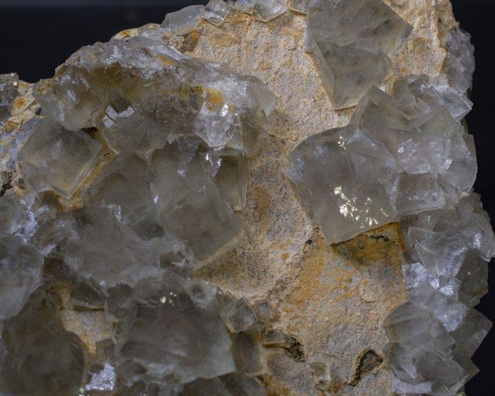 Fluoriet Kristallen op matrix - Hoogte: 10 cm - Breedte: 8, Verzamelen, Mineralen en Fossielen