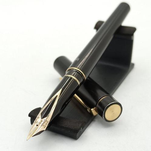 Sheaffer - Targa - 23k Electroplated nib - Zonder, Verzamelen, Pennenverzamelingen