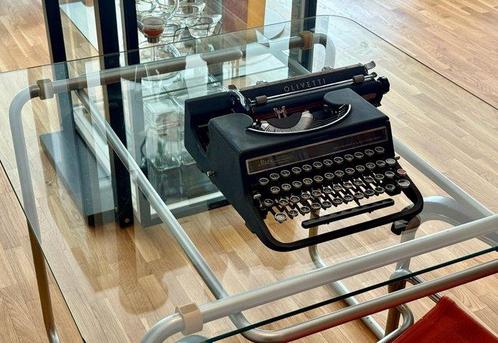 Xanti Schawinsky - Olivetti - Studio 42 - Bauhaus - Machine, Antiek en Kunst, Antiek | Meubels | Stoelen en Sofa's