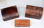 Sieradendoos (3) - Hout, Leder, Messing - Verzameling van