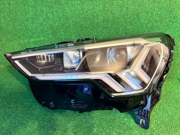 Phare av. gauche Audi Q3 II 83A 2018 - 2022 Full LED, Auto-onderdelen, Verlichting, Ophalen
