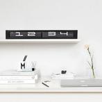 Horloge - Worlds longest Flip clock 24 uurs- Metal Case -