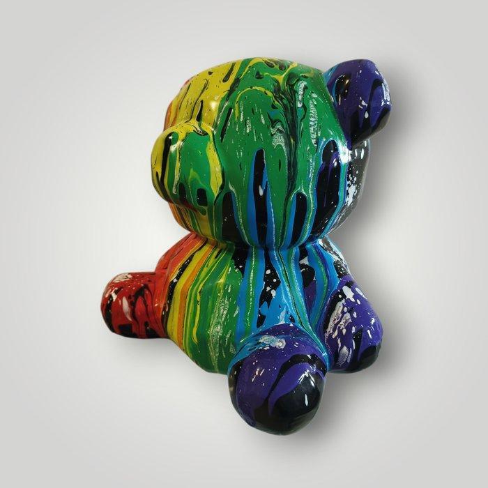 RED - Bear black color, Antiquités & Art, Art | Objets design