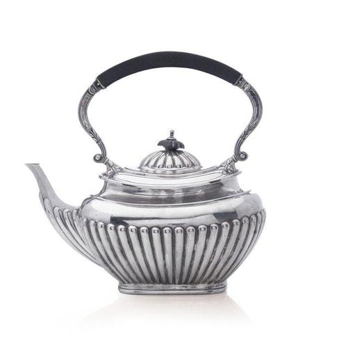Antique James & Dixon Silver Plated Tea and Coffee Pot Set,, Antiek en Kunst, Antiek | Meubels | Tafels