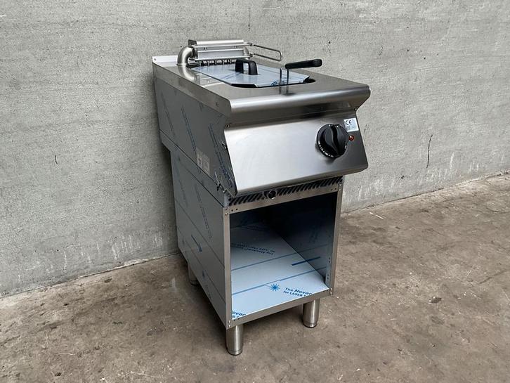 Mareno Elektrische Friteuse met onderstel, Articles professionnels, Horeca | Équipement de cuisine, Enlèvement ou Envoi